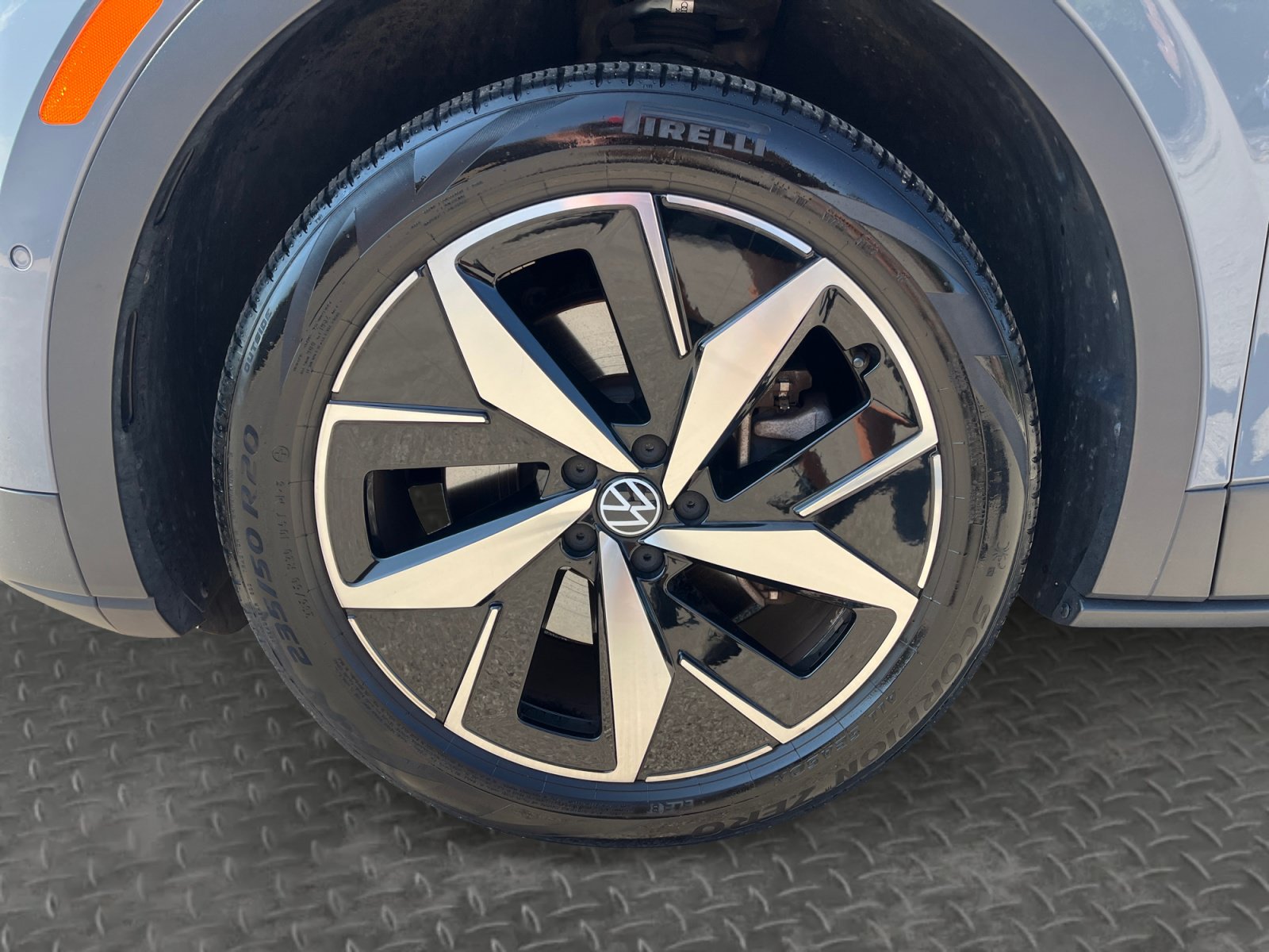 Certified 2023 Volkswagen ID.4 Pro S AWD/4WD image 14