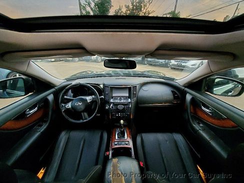 Used 2010 INFINITI FX35 AWD w/ Navigation Pkg image 26