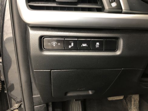 Used 2020 Kia Telluride S w/ S 8 Passenger Seating Package image 18