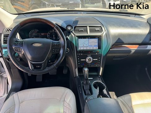 Used 2017 Ford Explorer Platinum AWD/4WD image 15