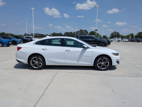 Used 2024 Chevrolet Malibu LT FWD image 8