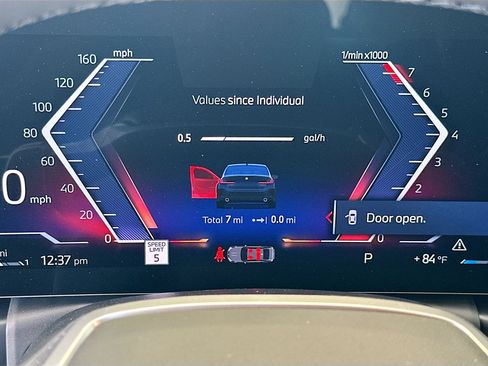 New 2026 BMW 330i Sedan w/ Convenience Package RWD image 9