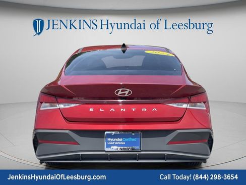 Certified 2024 Hyundai Elantra SEL FWD image 5