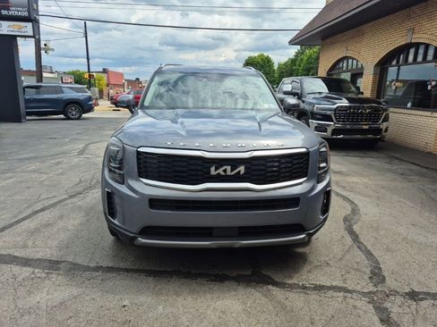 Used 2022 Kia Telluride S AWD/4WD image 2