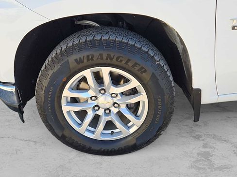 Used 2019 Chevrolet Silverado 1500 LT w/ Texas Edition image 12