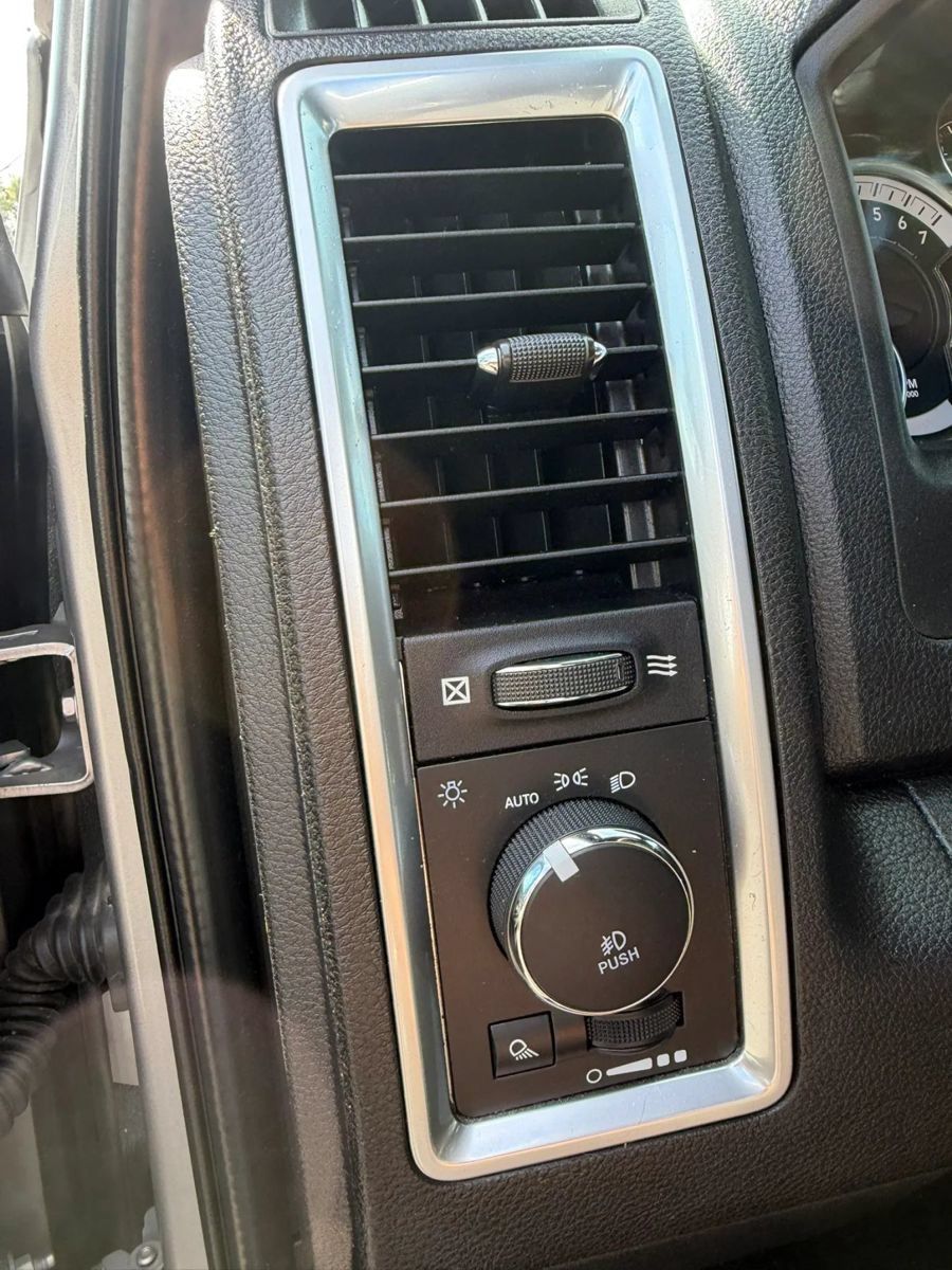 Used 2021 RAM 1500 Warlock AWD/4WD image 19