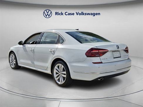 Used 2018 Volkswagen Passat 2.0T SE image 8