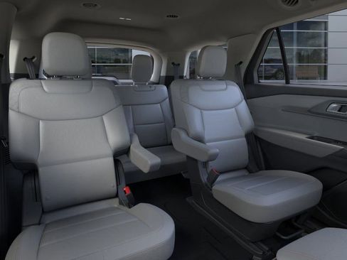 New 2026 Ford Explorer Active w/ Active Comfort Package image 11