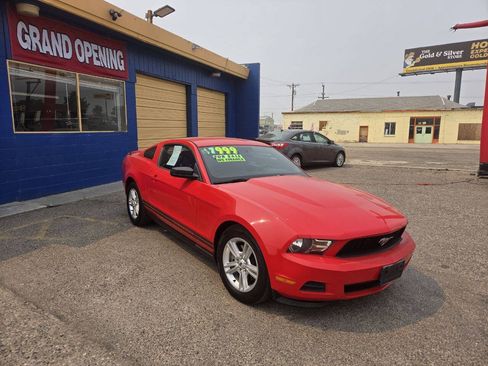 Used 2011 Ford Mustang Coupe w/ 101A Rapid Spec Order Code RWD image 7
