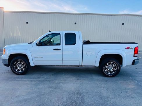 Used 2011 GMC Sierra 1500 SLE w/ Power Tech Package image 7