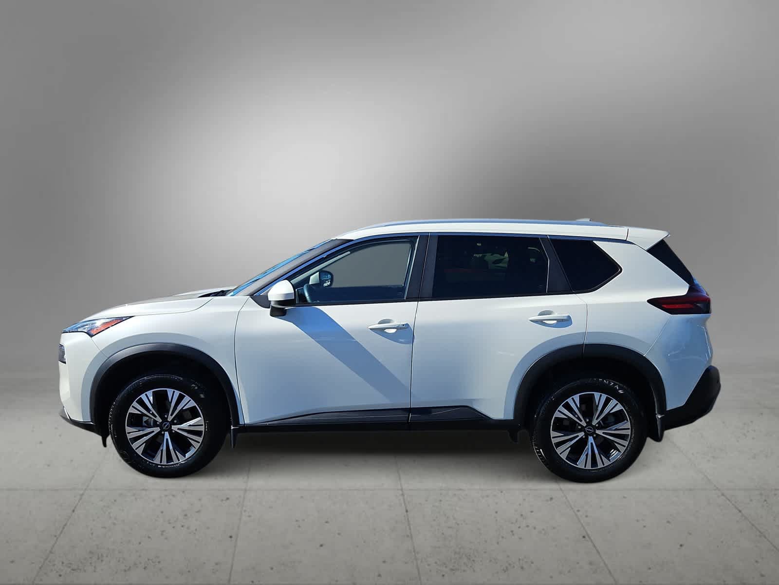 Used 2023 Nissan Rogue SV w/ SV Premium B Package AWD/4WD image 5
