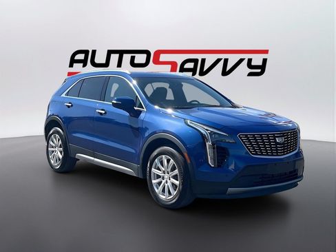 Used 2022 Cadillac XT4 Premium Luxury w/ Safety Alert Package FWD image 1