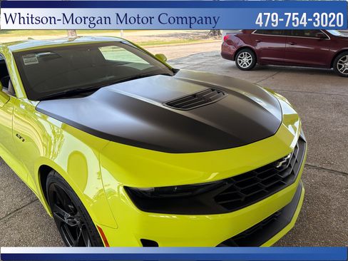 Used 2021 Chevrolet Camaro LT RWD image 2