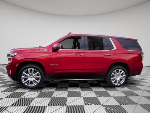 Certified 2024 Chevrolet Tahoe High Country AWD/4WD image 4