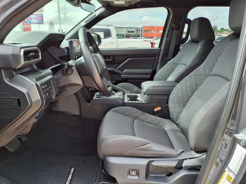 Certified 2026 Toyota Tacoma SR5 RWD image 17