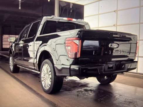 Used 2024 Ford F150 Platinum w/ Equipment Group 703A Plus image 3