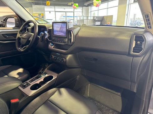 Used 2024 Ford Bronco Sport Outer Banks w/ Tech Package AWD/4WD image 39
