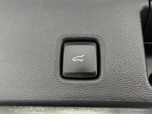 Used 2022 Ford Escape Titanium w/ Class II Trailer Tow Package AWD/4WD image 12