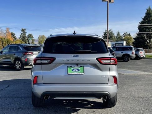 Used 2024 Ford Escape ST-Line image 4