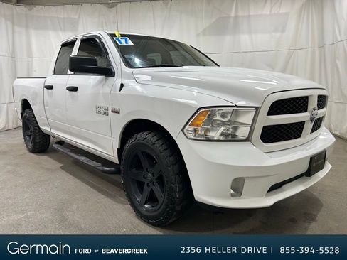 Used 2017 RAM 1500 Express image 2