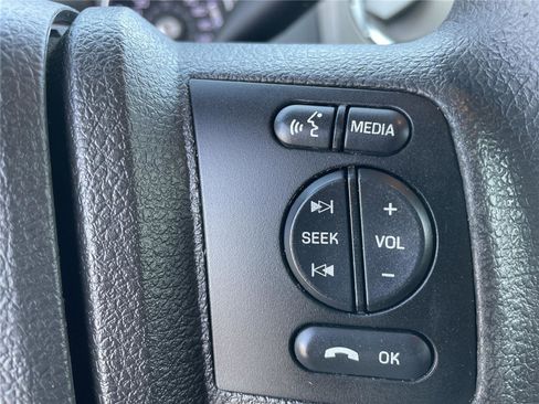 Used 2015 Ford F250 XLT w/ XLT Premium Package AWD/4WD image 14