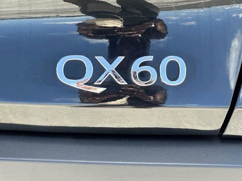 Used 2024 INFINITI QX60 Luxe w/ Performance Audio Package FWD image 34