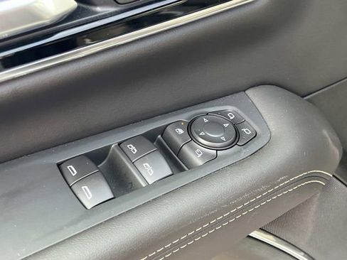 Used 2026 GMC Yukon XL Elevation AWD/4WD image 19