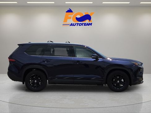 New 2026 Toyota Grand Highlander FWD image 5