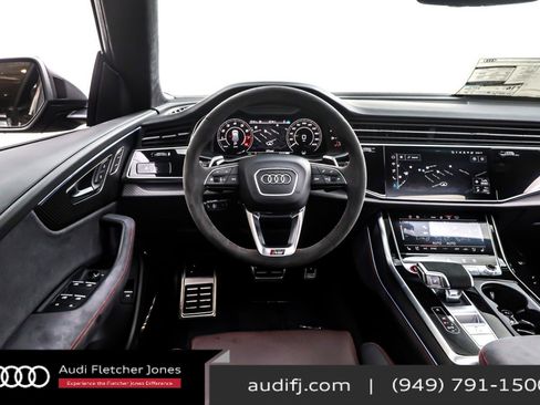 New 2026 Audi RS Q8 performance image 4