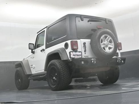 Used 2013 Jeep Wrangler Sport AWD/4WD image 44