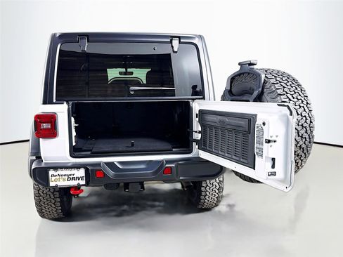 Used 2023 Jeep Wrangler Unlimited Rubicon w/ LED Lighting Group image 26