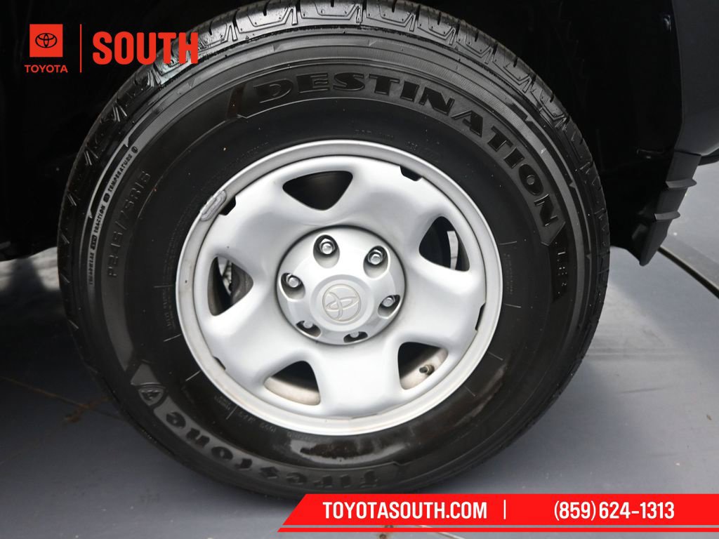 Used 2023 Toyota Tacoma SR AWD/4WD image 29
