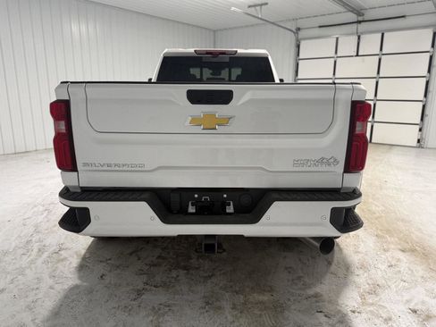 Used 2025 Chevrolet Silverado 3500 High Country w/ High Country Premium Package image 5
