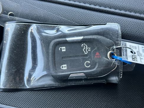 Used 2021 Chevrolet Silverado 1500 LTZ w/ Z71 Off-Road Package image 34