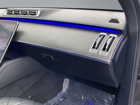 Used 2021 Mercedes-Benz S 580 4MATIC Sedan image 17