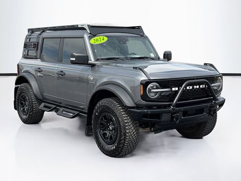 Used 2024 Ford Bronco Wildtrak AWD/4WD image 3