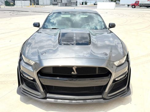 Used 2021 Ford Mustang Shelby GT500 w/ Carbon Fiber Track Pack RWD image 8
