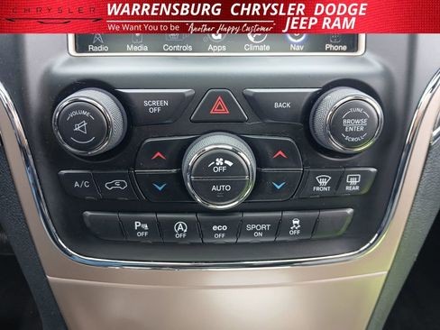 Used 2017 Jeep Grand Cherokee Limited w/ Luxury Group II AWD/4WD image 22