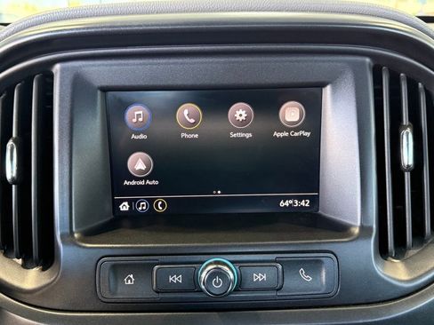 Used 2020 Chevrolet Colorado W/T image 23