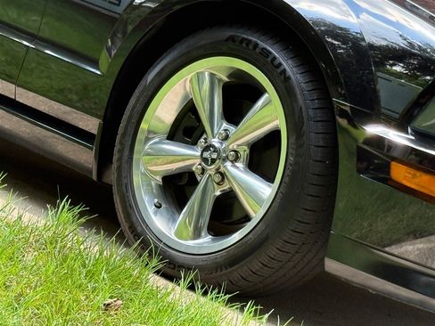 Used 2007 Ford Mustang GT RWD image 23