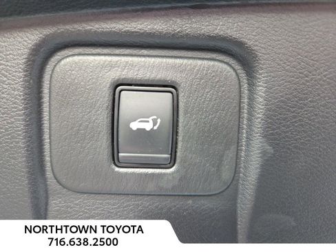 Used 2019 Nissan Murano Platinum image 9