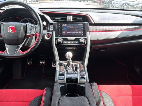 Used 2018 Honda Civic Type R image 16