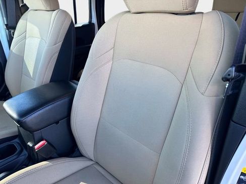 Used 2022 Jeep Wrangler Unlimited Sport image 16