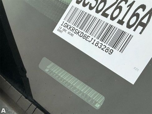 Used 2014 GMC Acadia SLT image 15