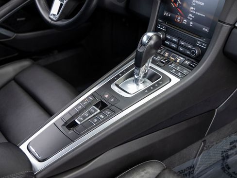 Used 2018 Porsche 911 Carrera S image 43