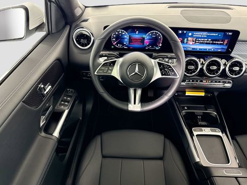 Certified 2026 Mercedes-Benz GLB 250 image 10
