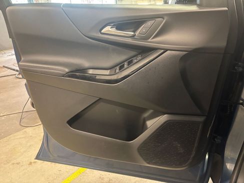 Used 2025 Chevrolet Equinox LT image 20