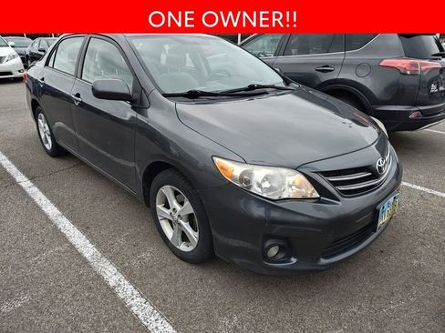 Used 2013 Toyota Corolla LE w/ Premium Pkg image 3