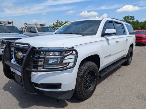 Used 2020 Chevrolet Suburban LS w/ Max Trailering Package AWD/4WD image 3