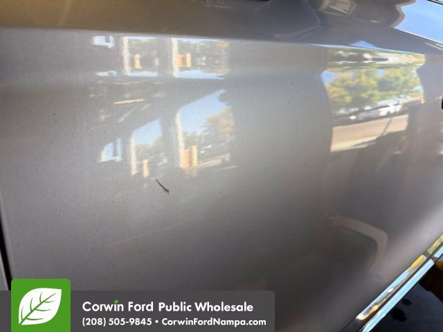 Used 2018 Lincoln MKX Select w/ Select Plus Package FWD image 4